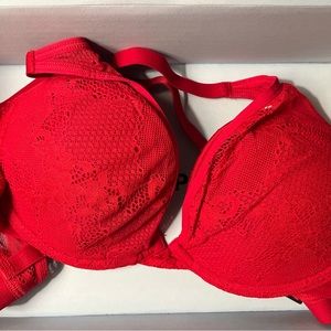 Brand new Pepper Lace All You bra 36B